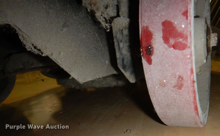 image for item JS9235 Clark Fusion 20  floor scrubber