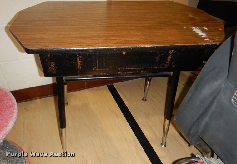 image for item JS9237 Approximately 53 desks