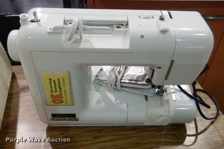 image for item JS9240 (5) Memory craft sewing machines