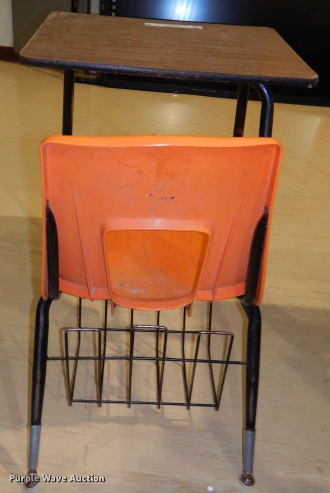 image for item JS9241 (19) desks with chairs