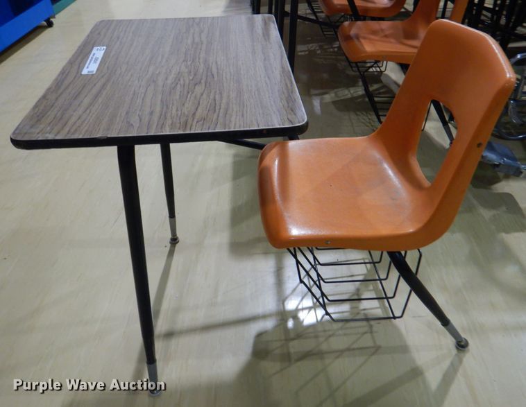 image for item JS9241 (19) desks with chairs