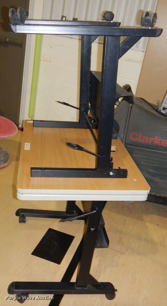 image for item JS9242 (6) Balt desks