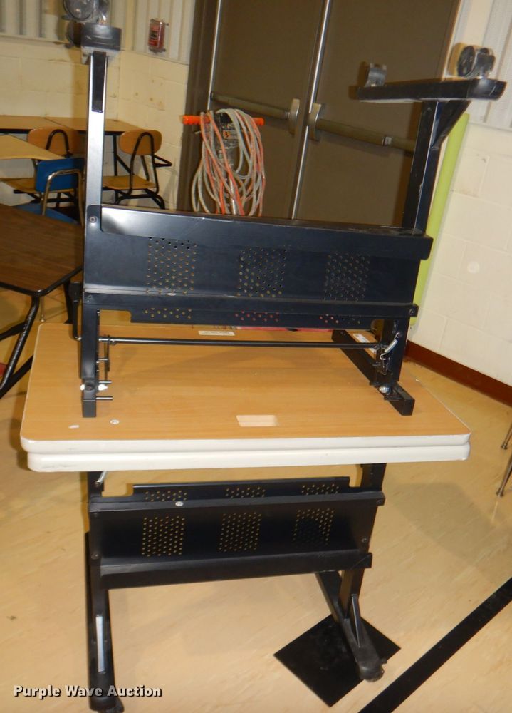 image for item JS9242 (6) Balt desks