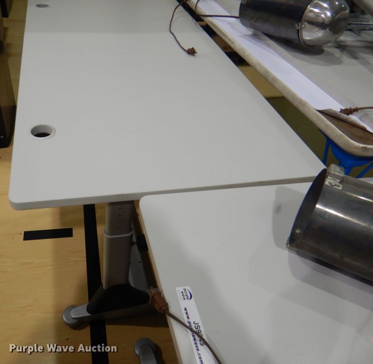 image for item JS9245 (8) tables