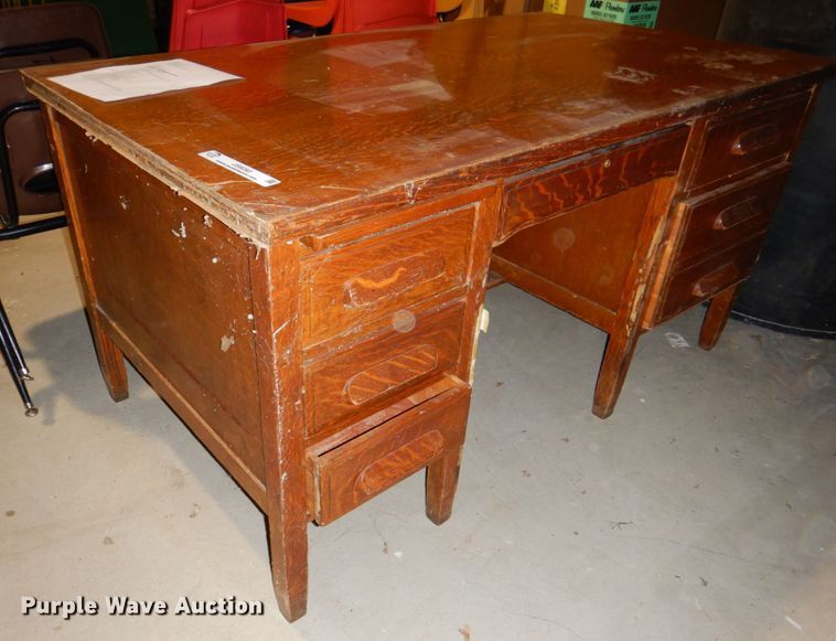 image for item JS9283 (3) desks