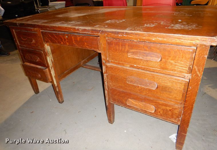 image for item JS9283 (3) desks