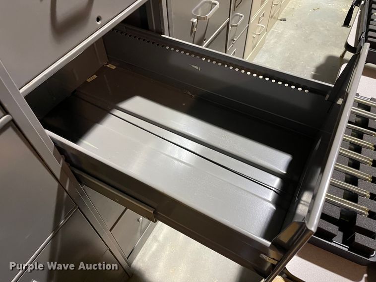 image for item JS9284 (5) filing cabinets