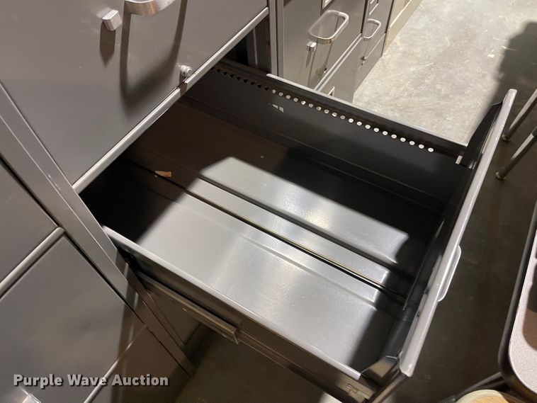 image for item JS9284 (5) filing cabinets