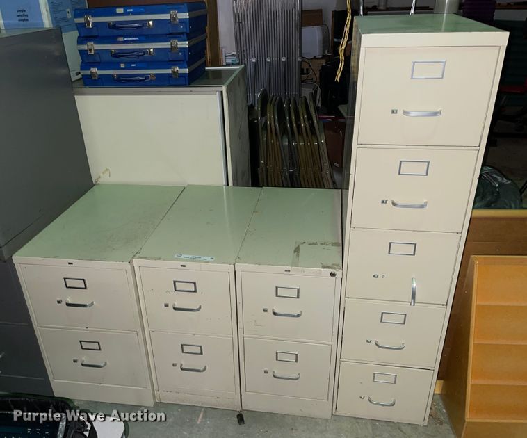 image for item JS9286 (4) filing cabinets