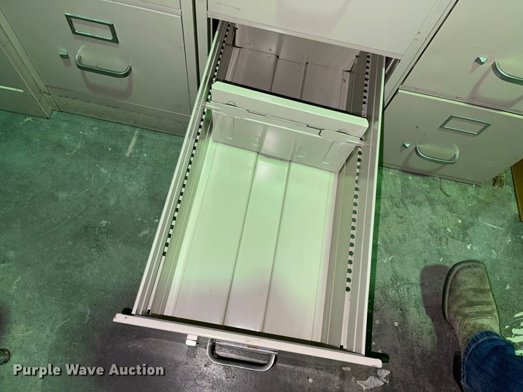 image for item JS9286 (4) filing cabinets