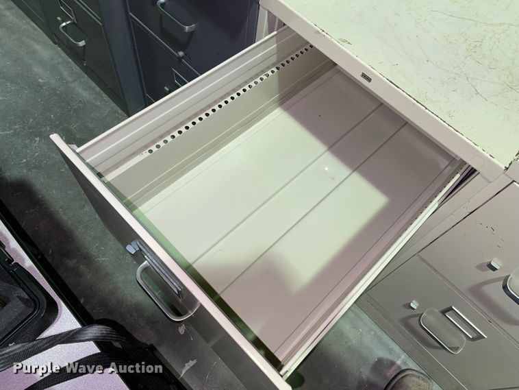 image for item JS9286 (4) filing cabinets