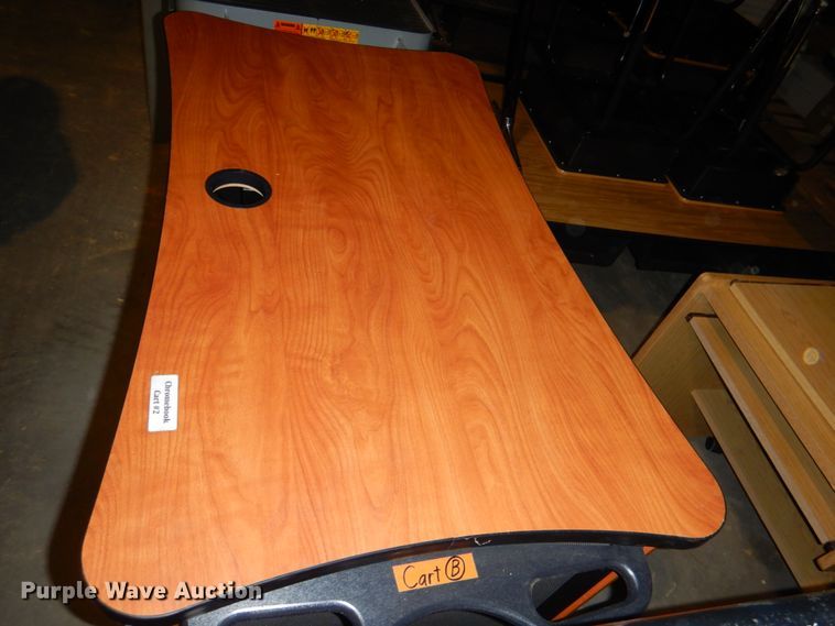 image for item JS9289 (3) charging stations