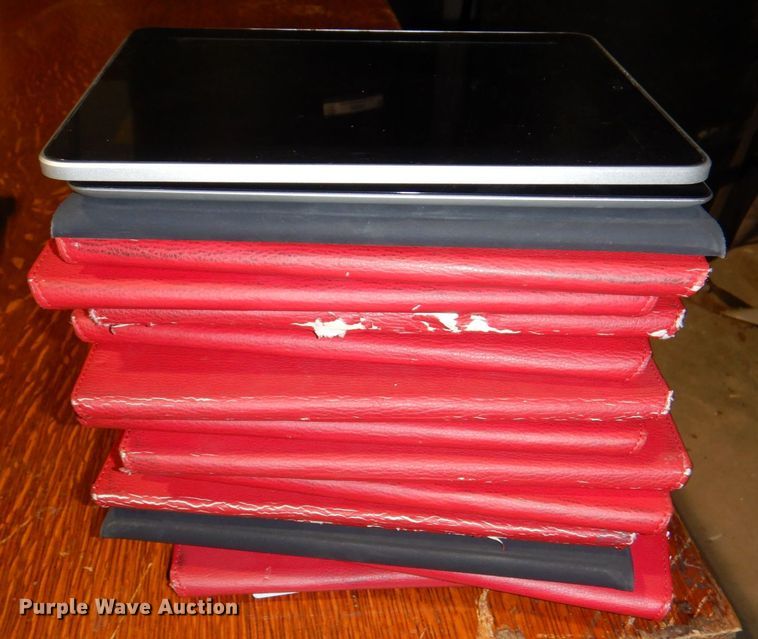 image for item JS9290 (28) Apple Ipads