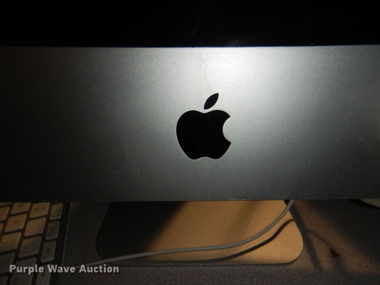 image for item JS9291 (84) computers