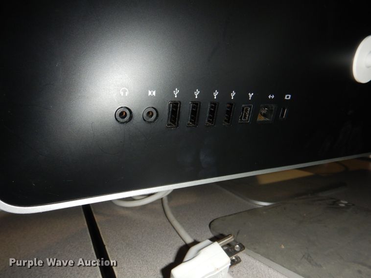 image for item JS9291 (84) computers