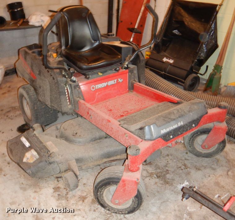 image for item JS9293 Troy Built  ZTR lawn mower