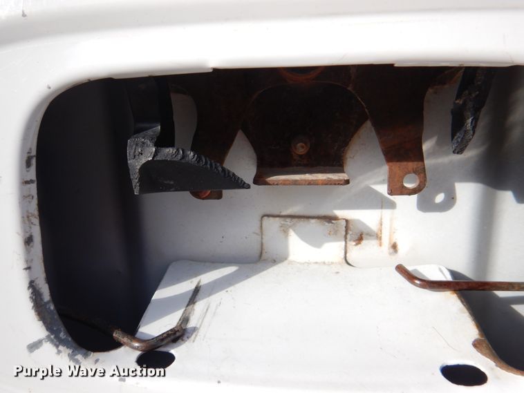 image for item JS9295 2000 Chevrolet Silverado 1500  Ext. Cab pickup truck