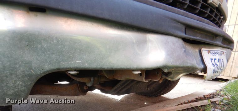 image for item JS9295 2000 Chevrolet Silverado 1500  Ext. Cab pickup truck