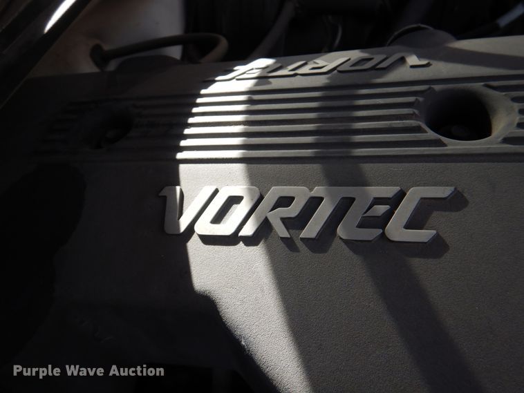 image for item JS9295 2000 Chevrolet Silverado 1500  Ext. Cab pickup truck