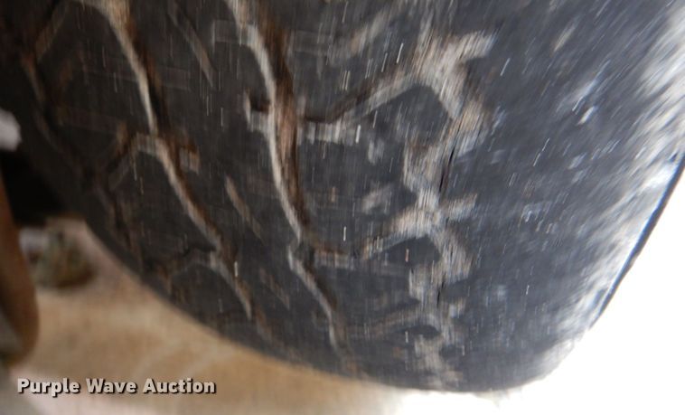 image for item JS9295 2000 Chevrolet Silverado 1500  Ext. Cab pickup truck