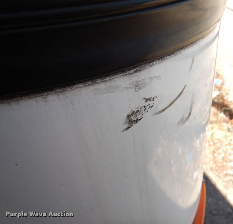 image for item JS9300 2004 Gillig  shuttle bus