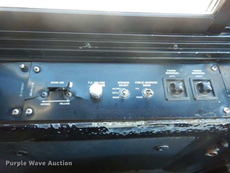 image for item JS9300 2004 Gillig  shuttle bus