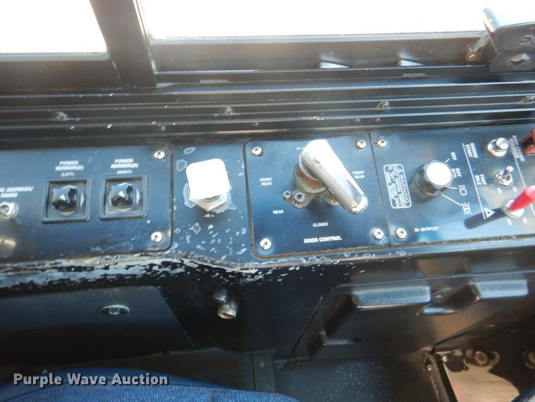 image for item JS9300 2004 Gillig  shuttle bus