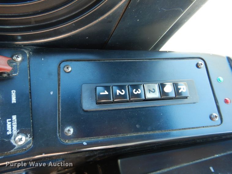 image for item JS9300 2004 Gillig  shuttle bus