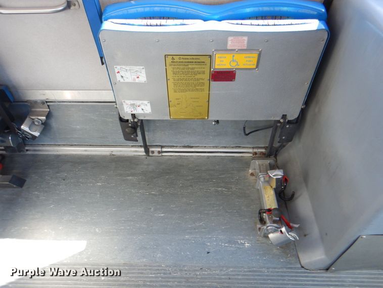 image for item JS9300 2004 Gillig  shuttle bus