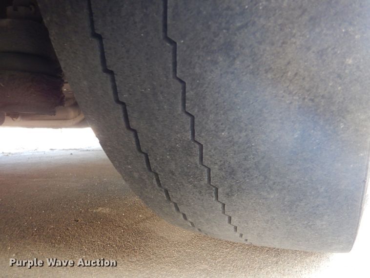 image for item JS9300 2004 Gillig  shuttle bus