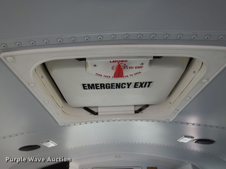 image for item JT9440 2007 GMC Savana G3500  Thomas Minotou school bus