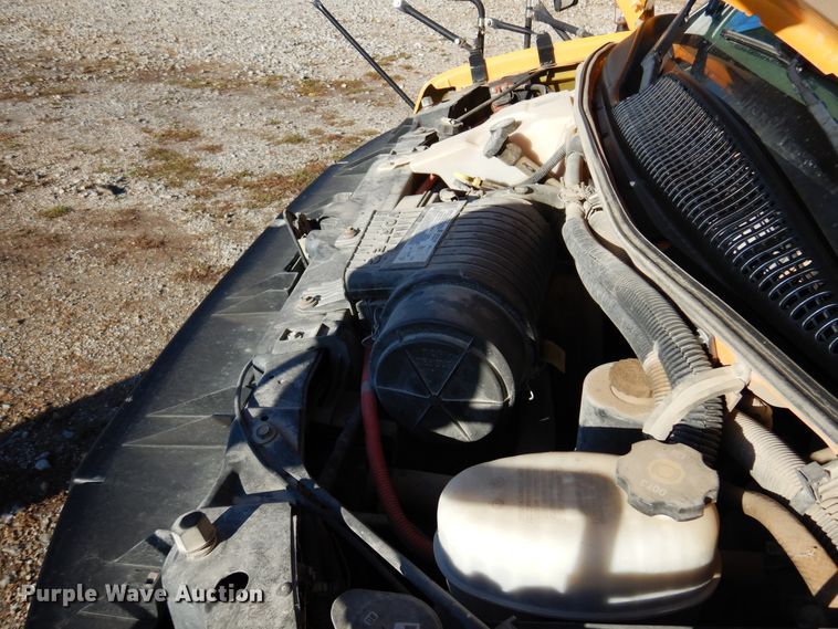 image for item JT9440 2007 GMC Savana G3500  Thomas Minotou school bus