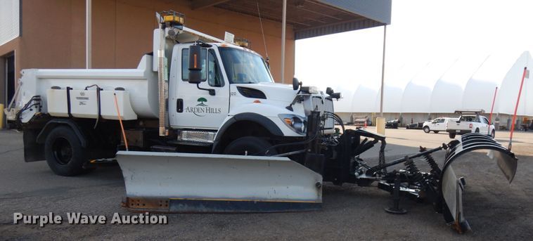 image for item KK9783 2011 International 7400  dump truck