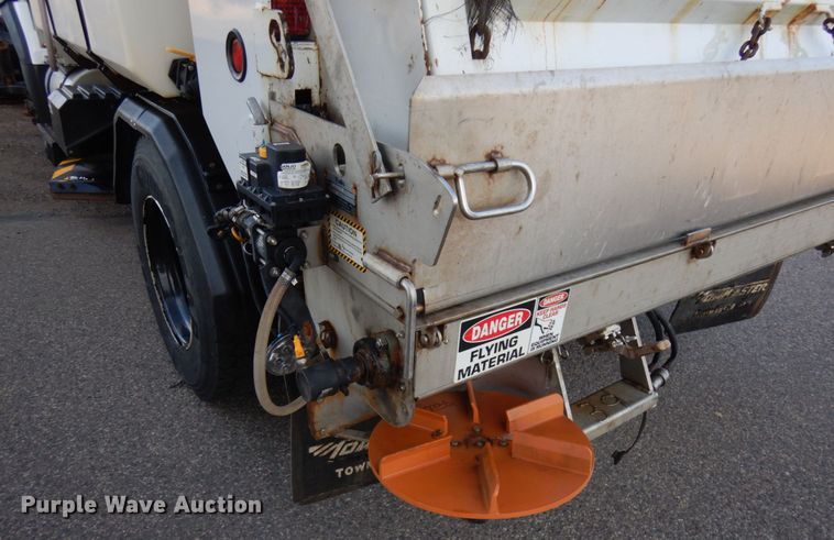 image for item KK9783 2011 International 7400  dump truck