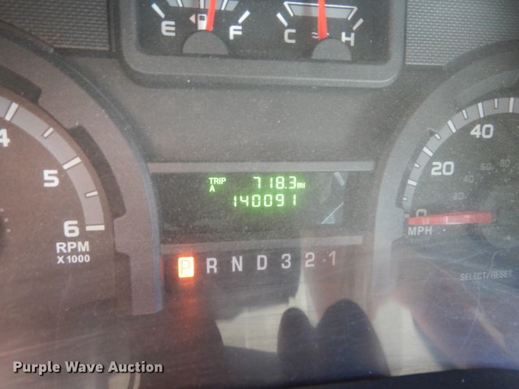 image for item KO9168 2009 Ford E450 Super Duty  shuttle bus