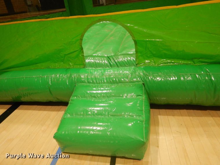 image for item KO9171 Bounce house