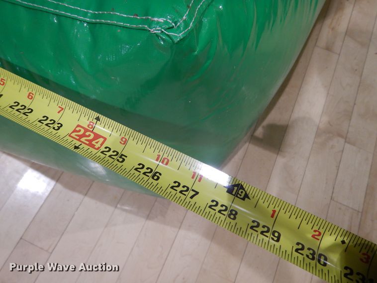 image for item KO9171 Bounce house