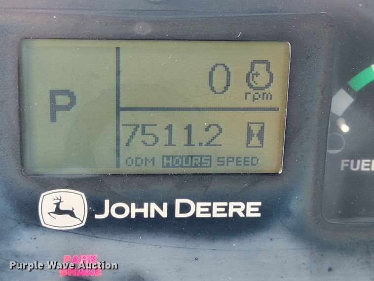 image for item KQ9079 2006 John Deere 770D  motor grader