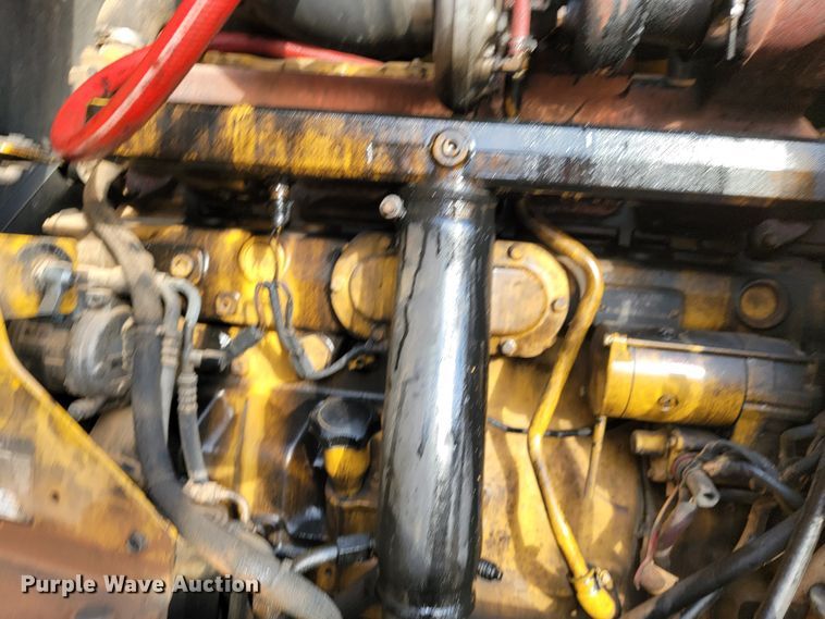 image for item KQ9079 2006 John Deere 770D  motor grader