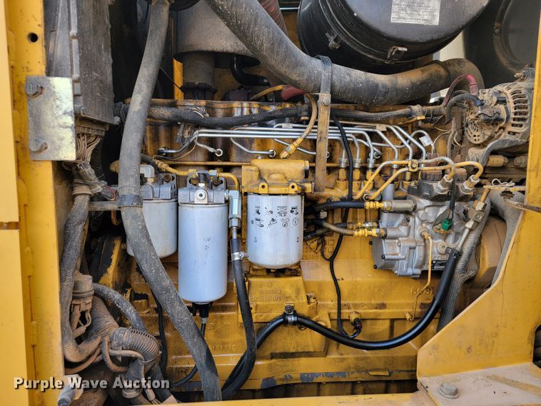 image for item KQ9079 2006 John Deere 770D  motor grader