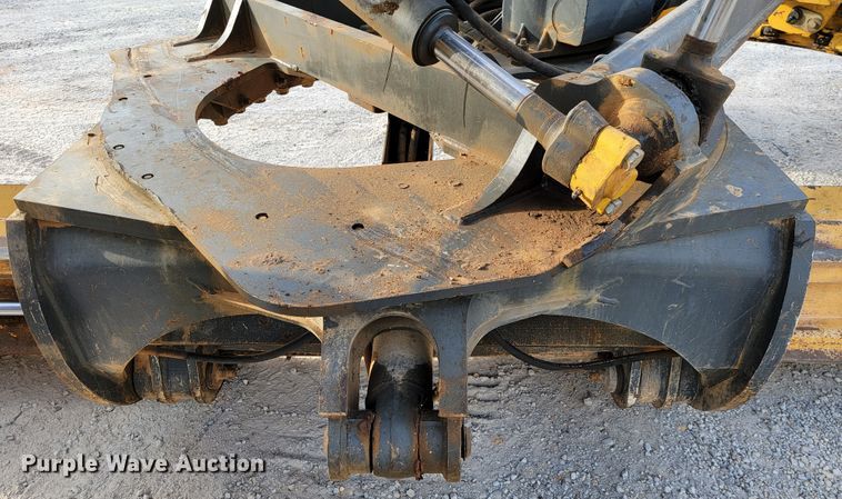 image for item KQ9079 2006 John Deere 770D  motor grader