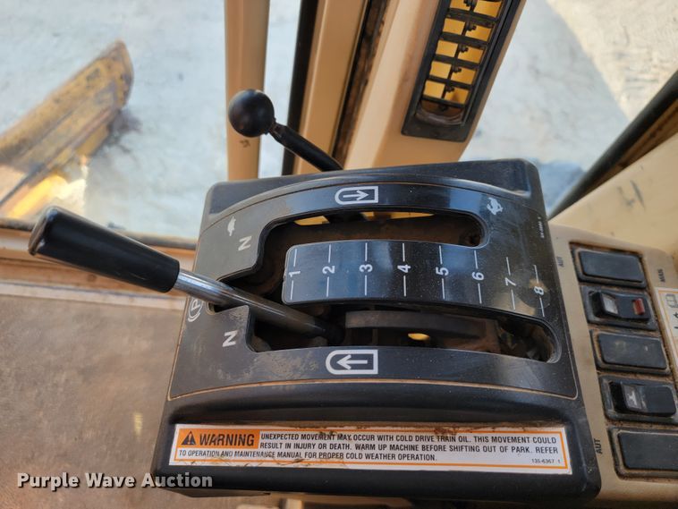 image for item KQ9083 2002 Caterpillar 140H  motor grader