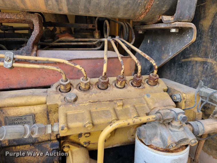 image for item KQ9083 2002 Caterpillar 140H  motor grader