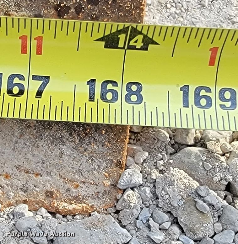 image for item KQ9083 2002 Caterpillar 140H  motor grader