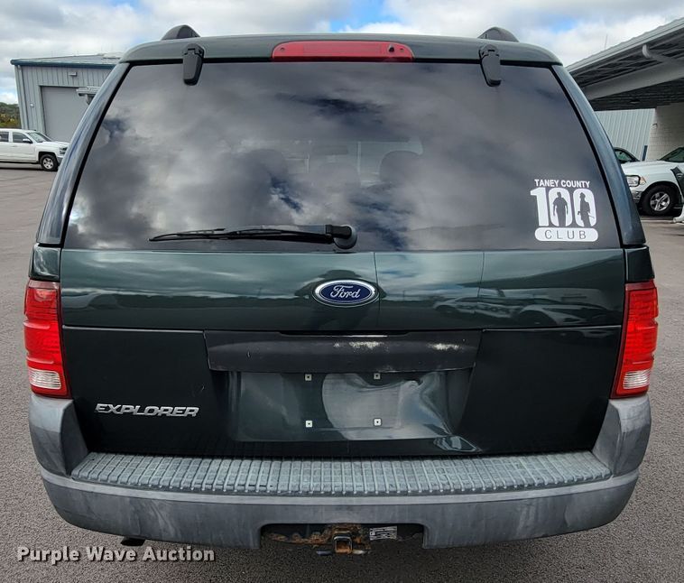 image for item KQ9097 2004 Ford Explorer  SUV