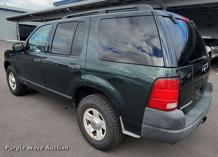 image for item KQ9097 2004 Ford Explorer  SUV