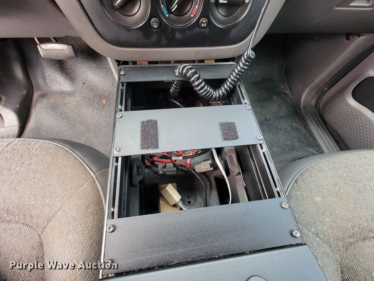 image for item KQ9097 2004 Ford Explorer  SUV