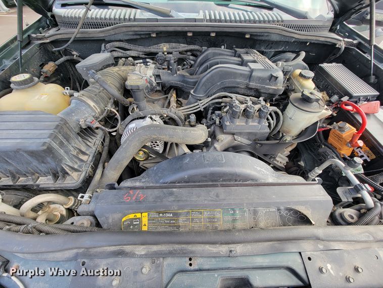 image for item KQ9097 2004 Ford Explorer  SUV