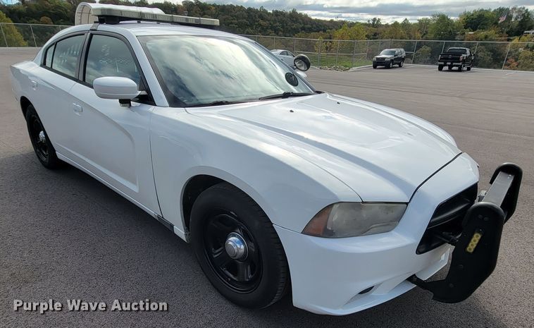 image for item KQ9098 2013 Dodge Charger Police