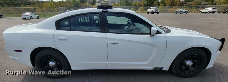 image for item KQ9098 2013 Dodge Charger Police